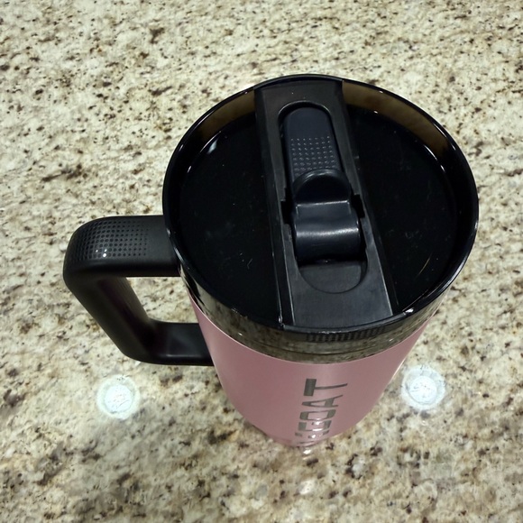 Stanley Pink Messi Goat Quencher H2.0 Tumbler with Handle - Picture 3 of 3